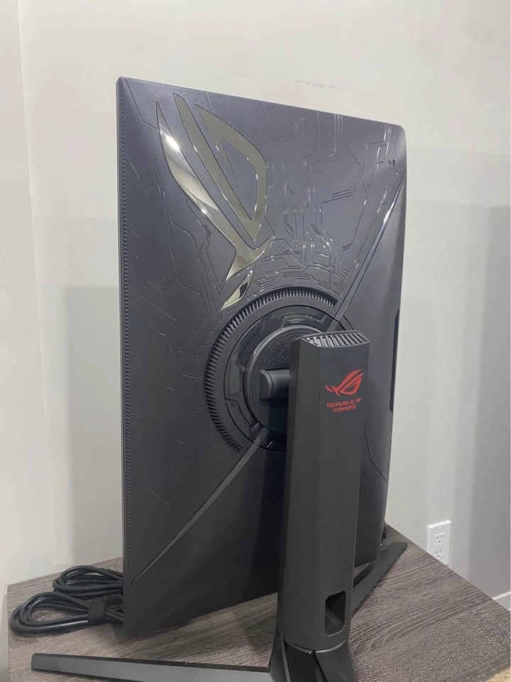 ASUS ROG Strix 27" 1440p 170Hz Gaming Monitor (XG27AQ) - Mint - photo 4
