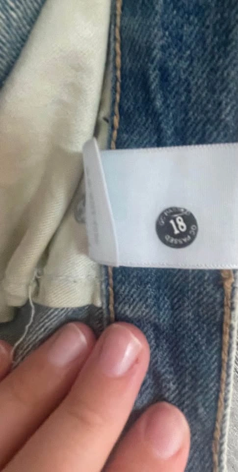 Everlane 90s Cheeky Jean 31 Regular - photo 3