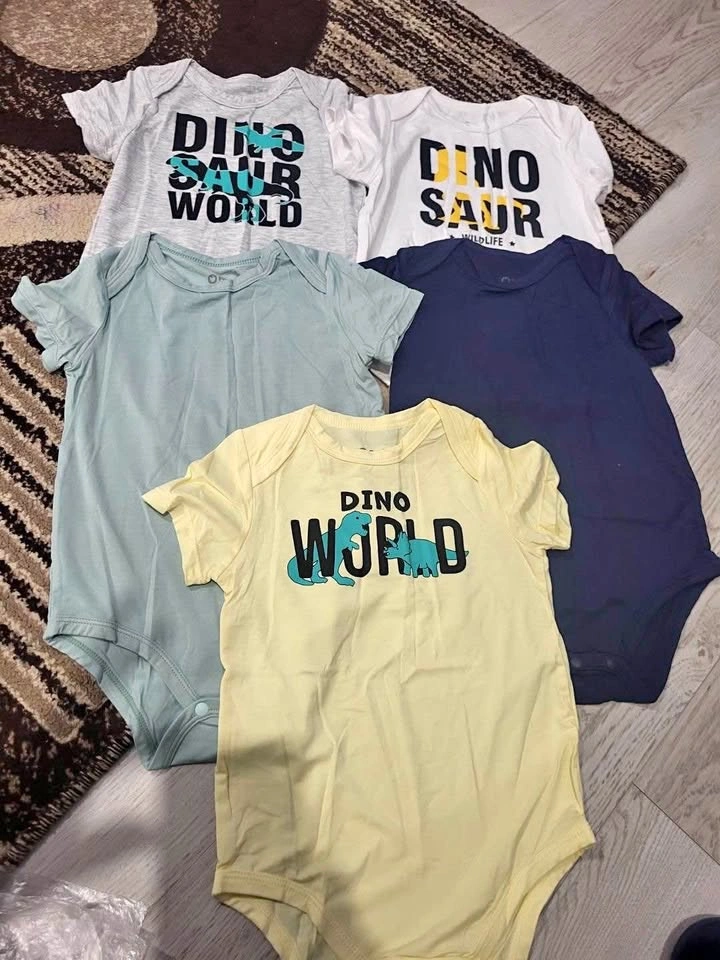 Baby tops