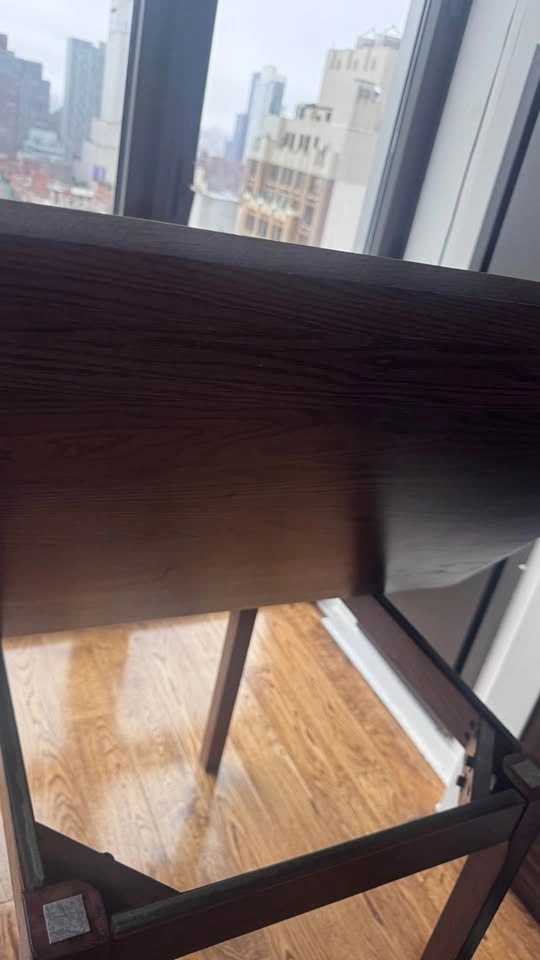 Selling Expandable Solid Wood Dining Table - photo 5
