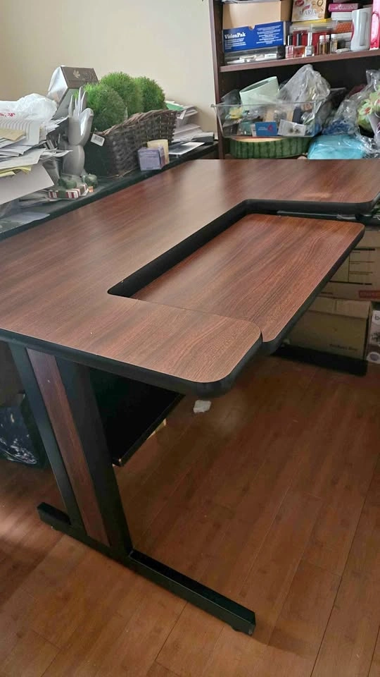 Wood Grain Computer Desk with Adjustable Keyboard Tray