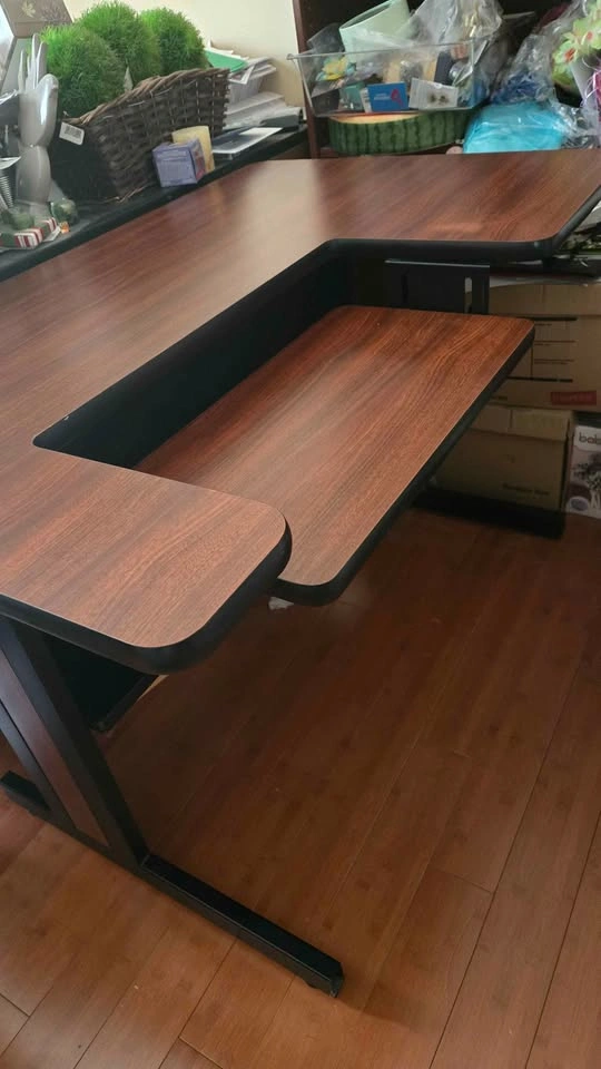 Wood Grain Computer Desk with Adjustable Keyboard Tray - photo 2