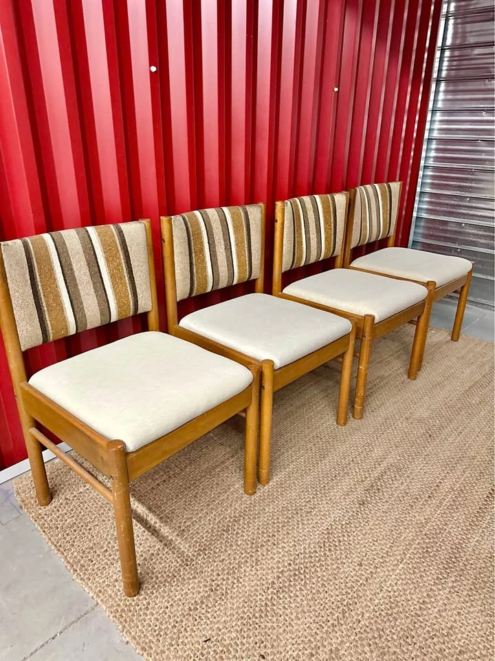 MCM Teak Dining Chairs x4
