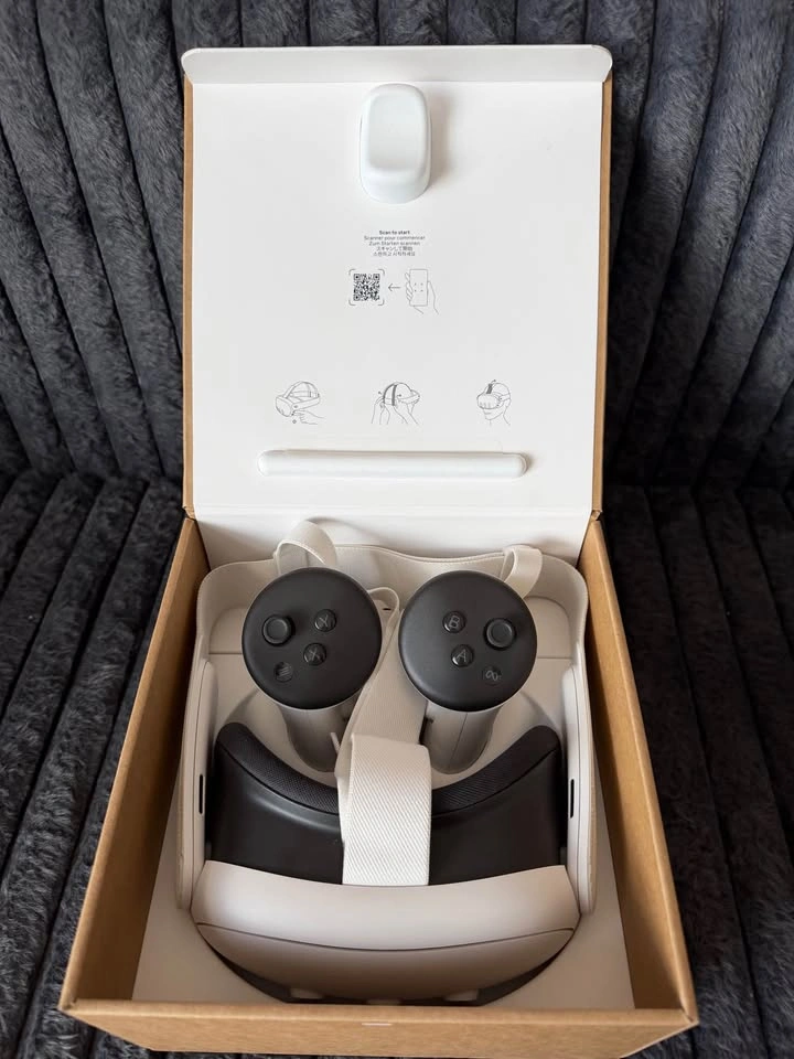 Meta Quest 3 512GB VR Headset - photo 2