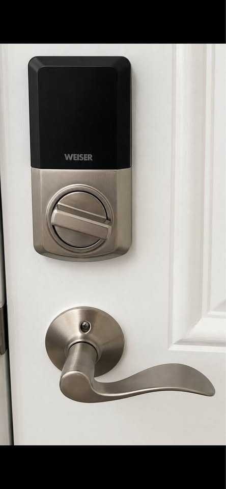 Weiser SmartCode Electronic Deadbolt & Matching Handleset - photo 2