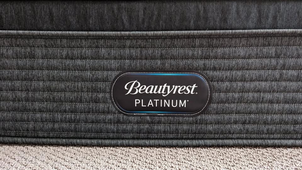Beautyrest Platinum Oakdale King Mattress - photo 2