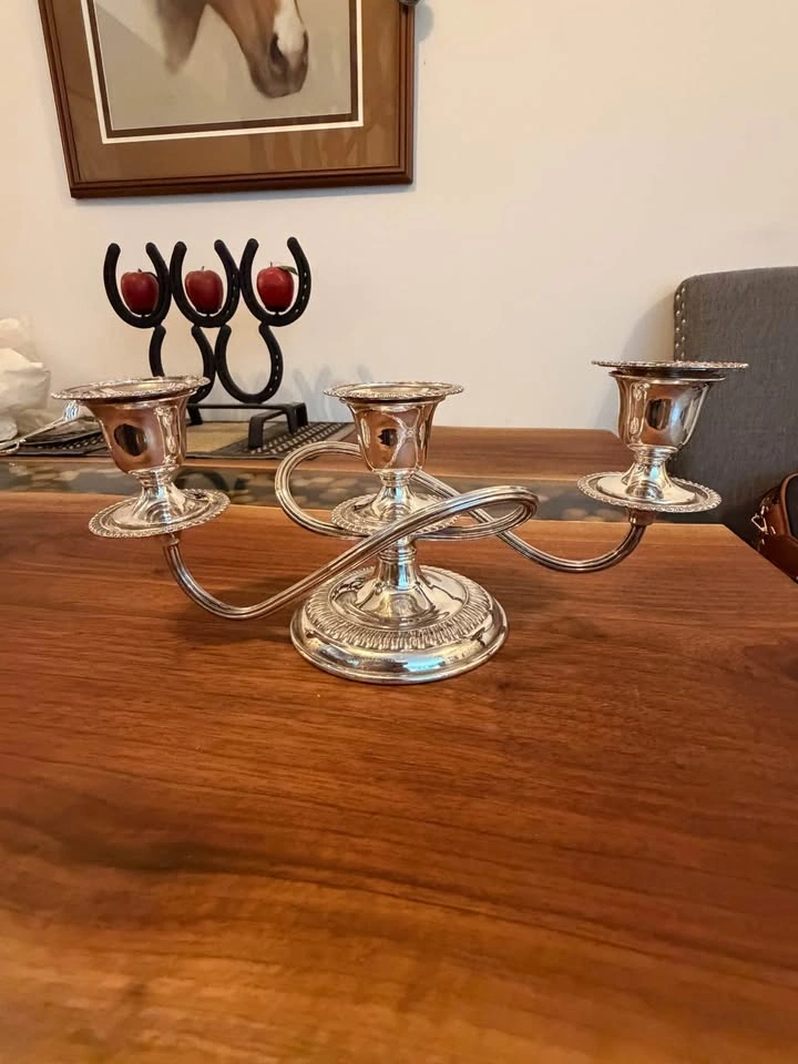 Set of 2 Sheffield silver plate 3 candle candelabras - photo 2