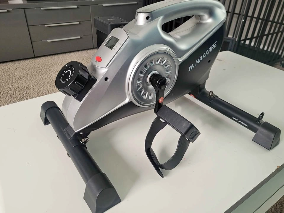 MaxKare Pedal Exerciser / Under Desk Exercise Bike