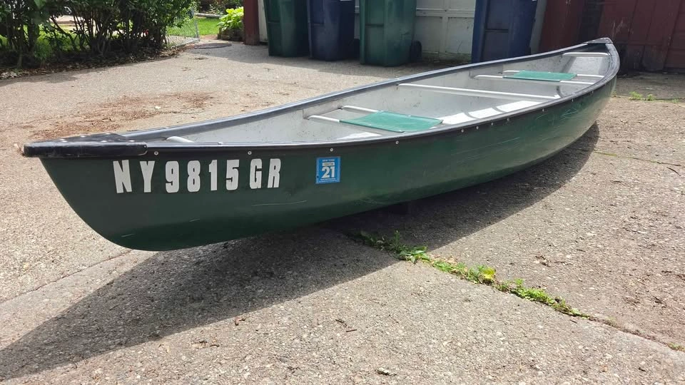 2000 Chief canoe - photo 2