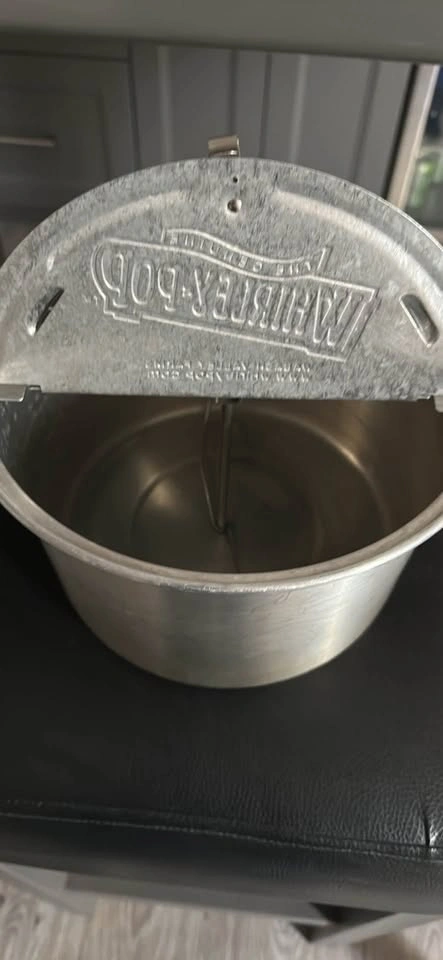 Whirley Pop popcorn maker - photo 2
