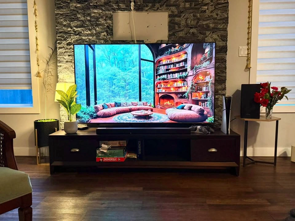 TV + Sound bar + TV Stand - photo 3