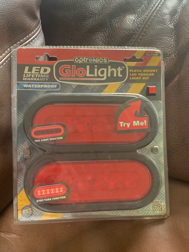 LED GloLight for trailer by Optronics - photo 2