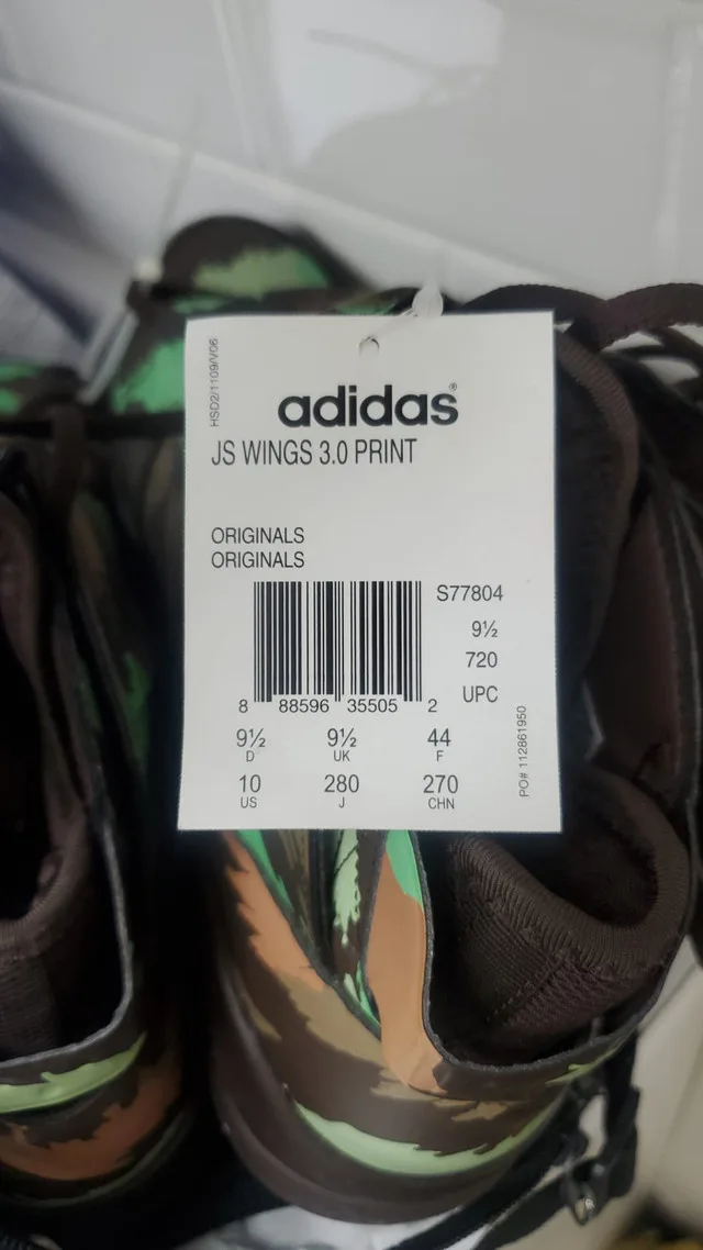 Adidas J.S Wings image indicator(4)