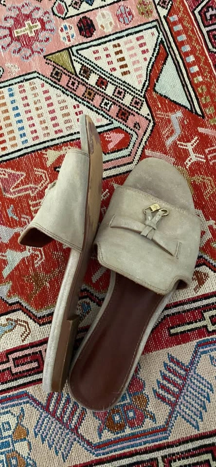 Pre Loved Loro Piana Summer Charms Sandal - photo 2