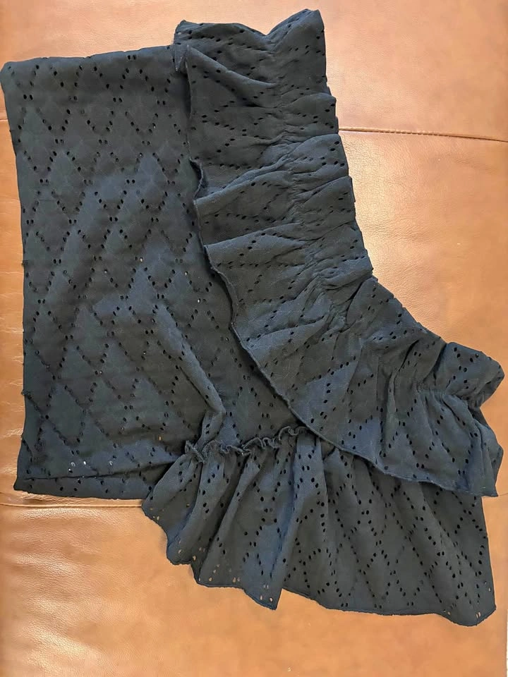 Zara Black Eyelet Ruffled One Shoulder Top M