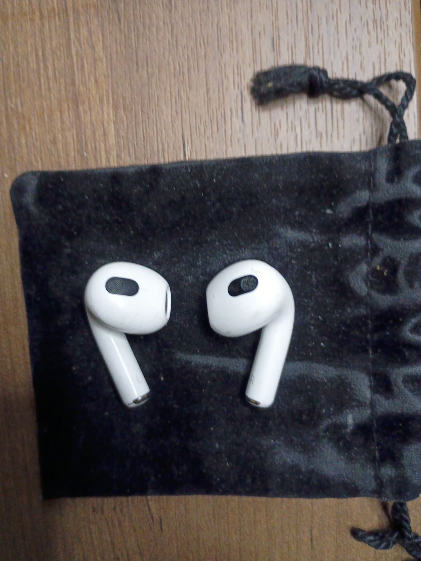 Apple Airpod 3rd Gen (pair) - photo 3