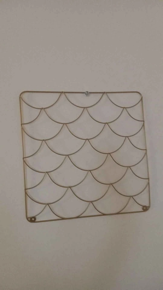Gold Scalloped Wall Grids - photo 2