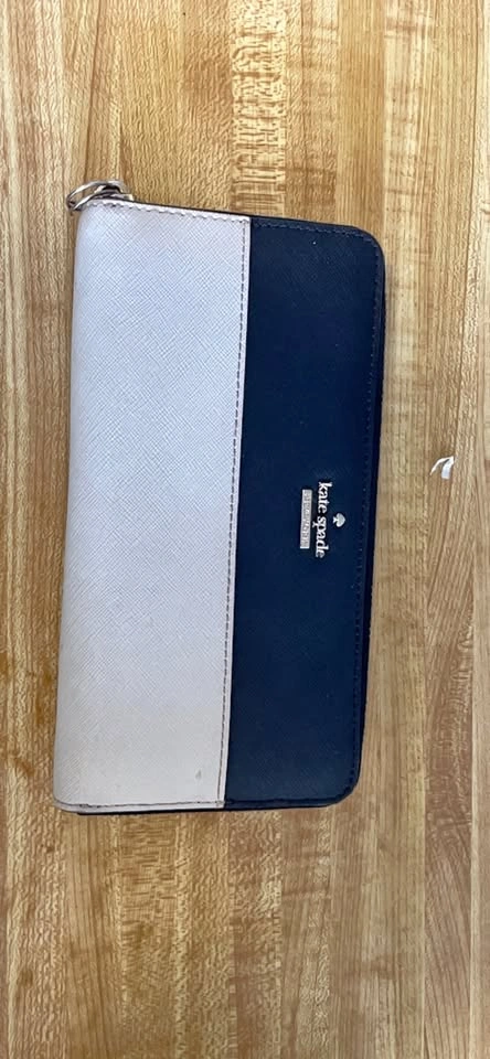 Kate Spade New York Wallet