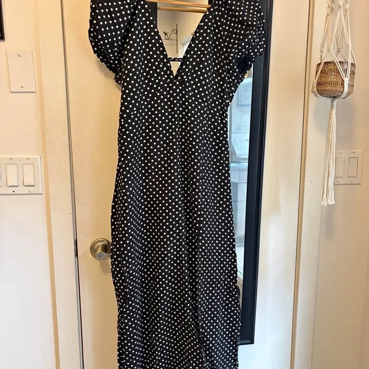 Zara Black Polka Dot Midi Dress Puffed Sleeves (Large) | Karrot Zara Black Polka Dot Midi Dress Puffed Sleeves (Large) | Karrot