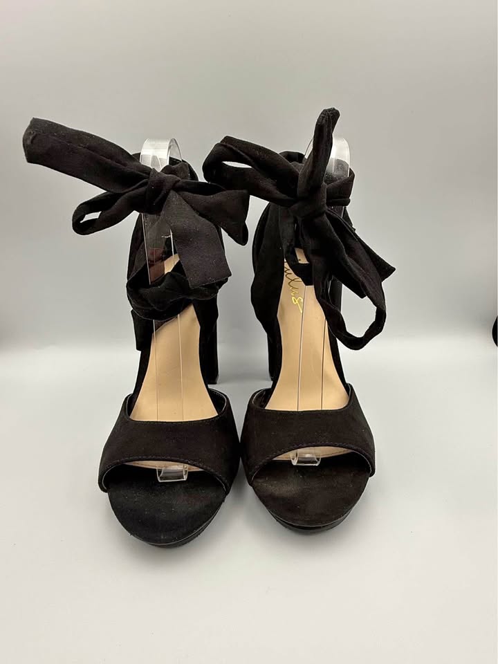 Lulus Lace Up Heeled Sandals Size 6