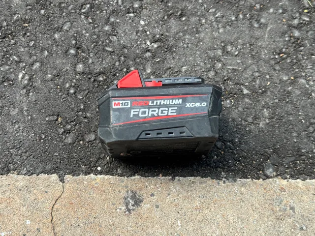 Milwaukee 6ah Forge Battery thumbnail