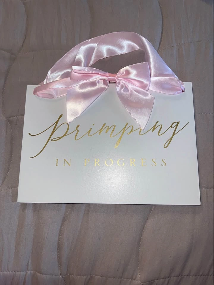 Bridal Getting Ready Set – Hangers, Slippers & “Primping” Sign - photo 5