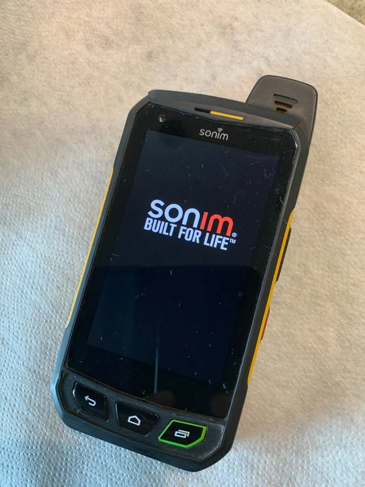 Mobile Cell Phone Sonim XP7700 Ultra-Rugged 16GB LTE Android - photo 3