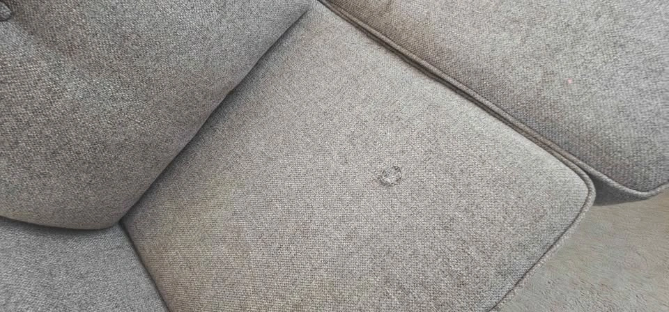 Moving sale - Tilley Loveseat - Taupe - photo 2