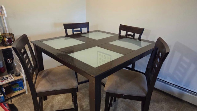 Dining Room Table with Chairs