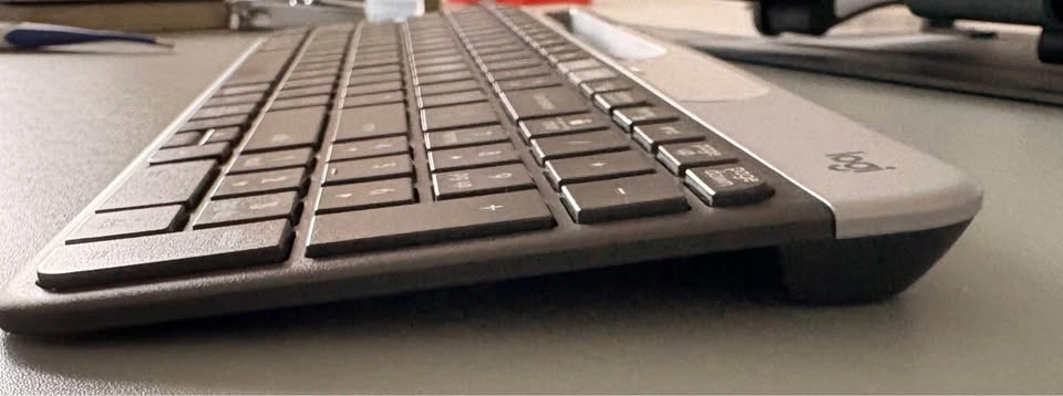 Logitech K585 Multi-Device Slim Wireless Keyboard - photo 4