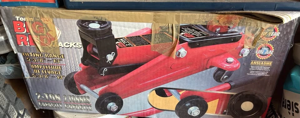 Torin Big Red 2 tonne Jack -Brand New/Open Box - photo 2