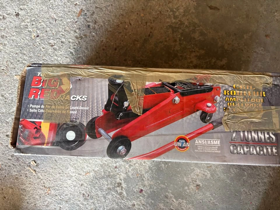 Torin Big Red 2 tonne Jack -Brand New/Open Box - photo 4