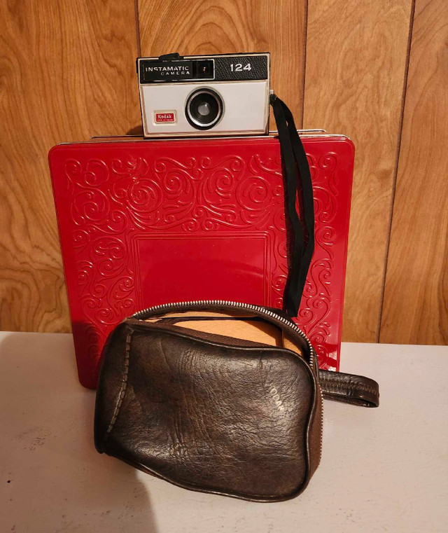 Used Kodak instamatic 124 camera - photo 3