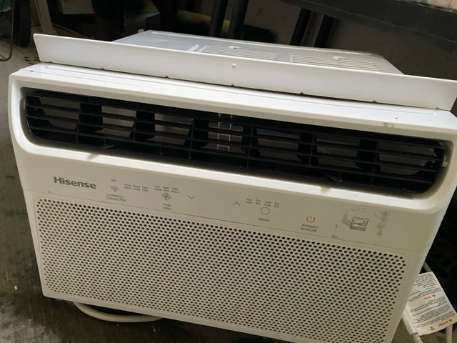 Hisense Window Air Conditioner (Remote Included)