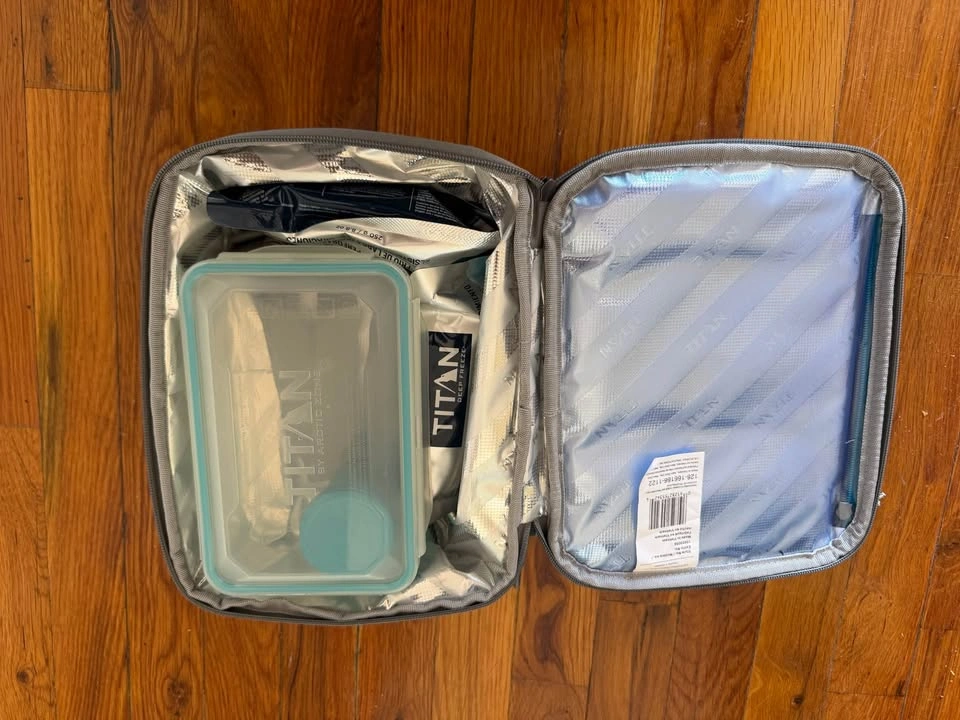 Lunch Box with Ice Walls - photo 3