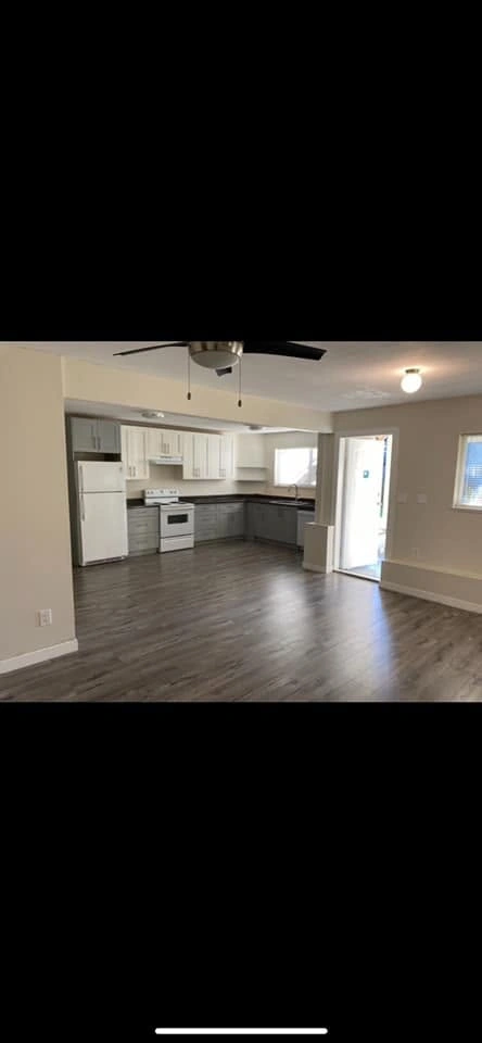 3 Beds 1 Bath - House for Rent in Surrey - photo 4