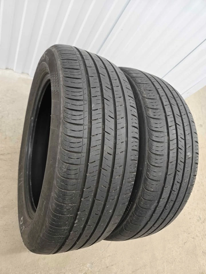 Kumho Solus all season tires 215/55R17 - photo 2