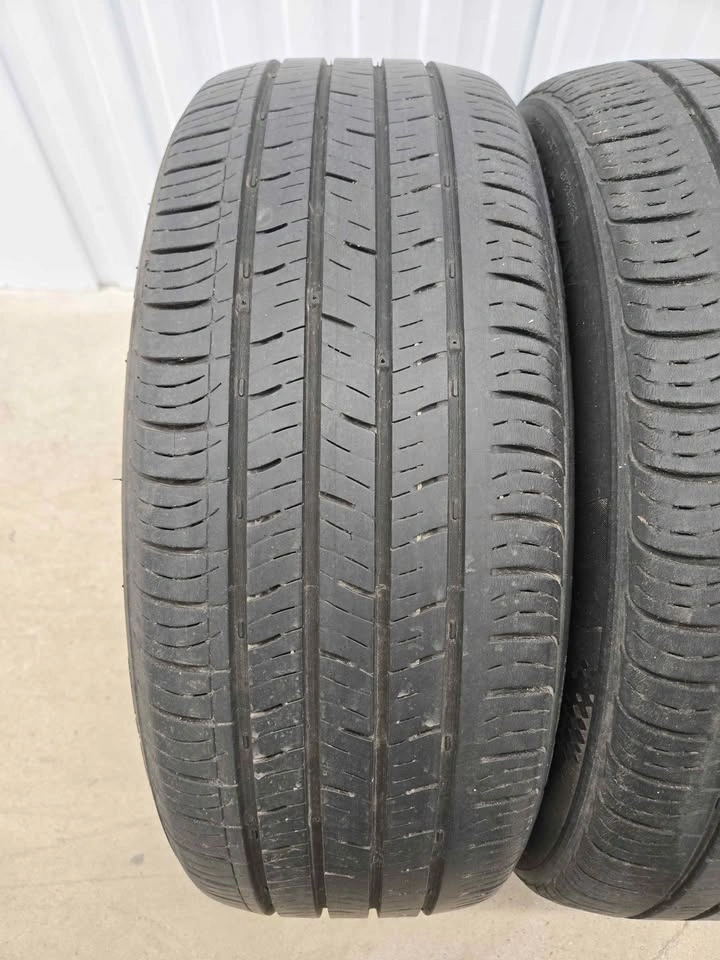 Kumho Solus all season tires 215/55R17 - photo 4