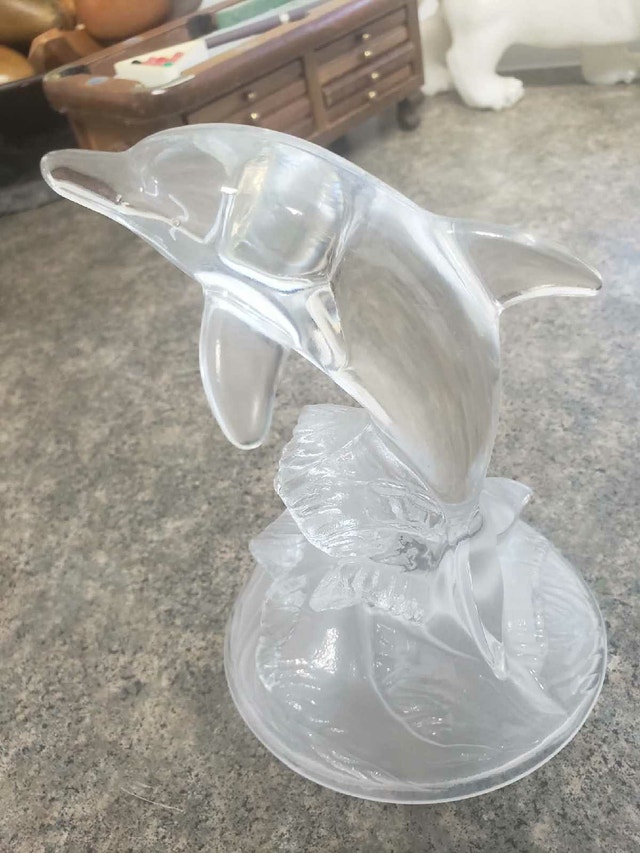 Vintage Clear Art Glass Dolphin Figurine - Nautical Decor