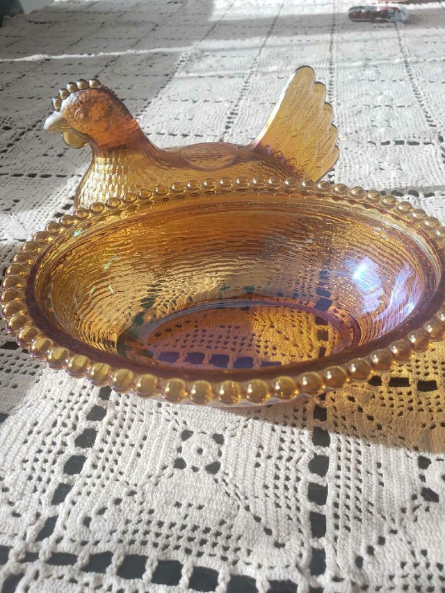 Vintage Amber Carnival Glass Hen on a Nest - photo 3