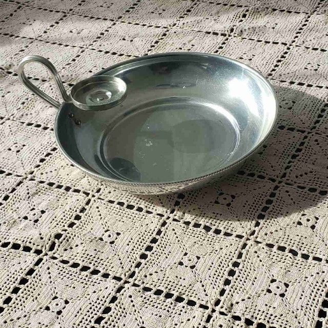 Vintage Buenilum Hammered Aluminum Silent Butler / Crumb Catcher