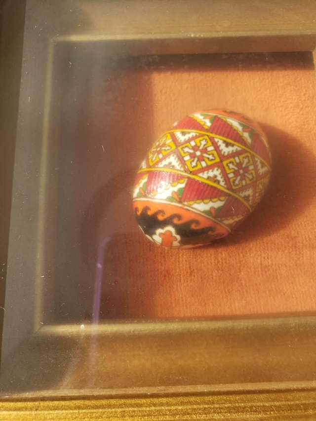 Authentic Framed Ukrainian Pysanka Egg - Vegreville Floral B - photo 2