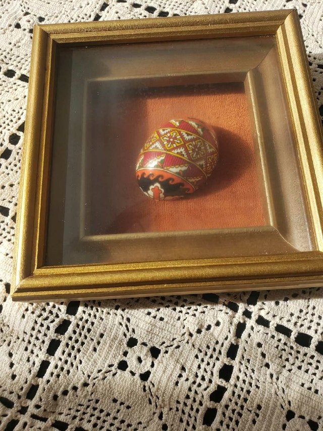 Authentic Framed Ukrainian Pysanka Egg - Vegreville Floral B - photo 3