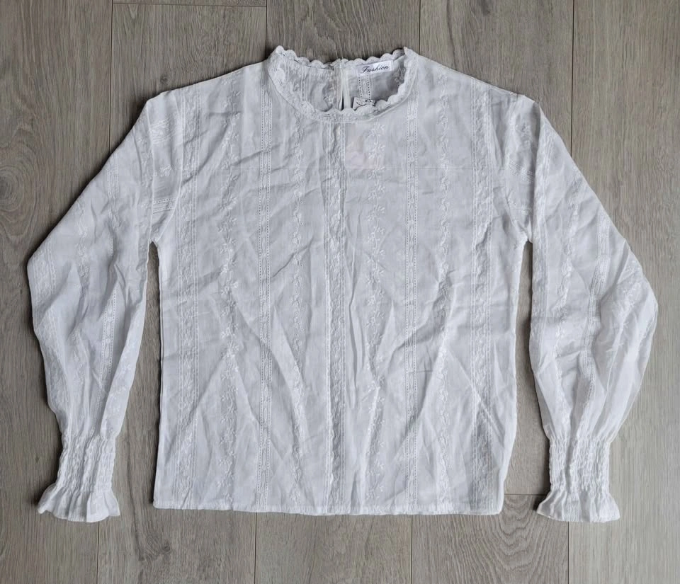 White flowy shirts - photo 2