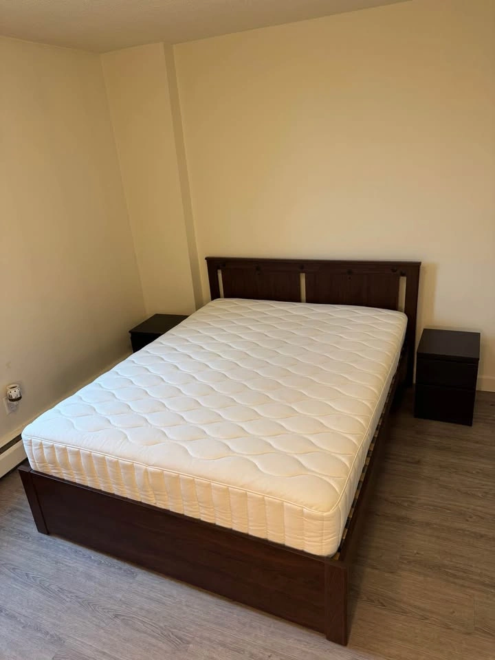 IKEA Mattress (Queen) - photo 2