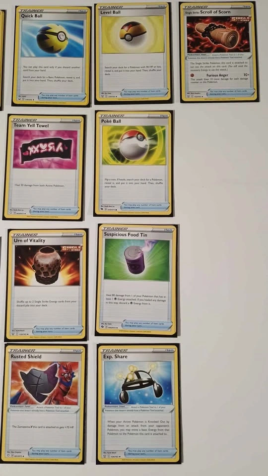 92 Pokemon Cards Bundle - photo 4