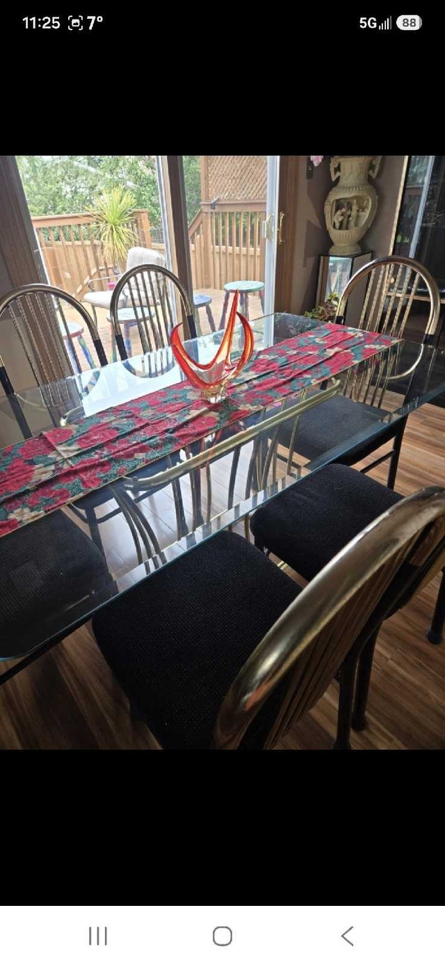 Elegant Dining Room Glass Table Top with Six Chairs - photo 3