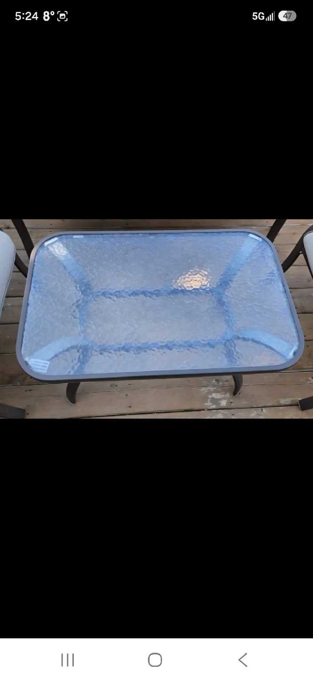 Beautiful 4 piece patio set, perfect for small deck, veranda - photo 2