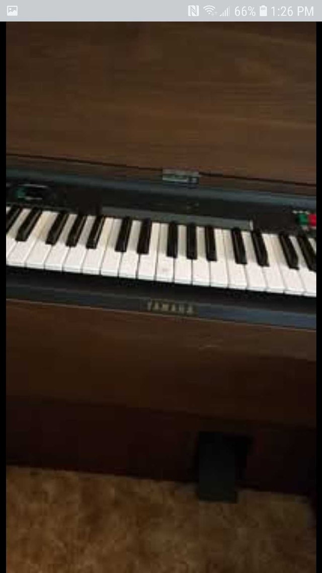 Yamaha Electric Organ - photo 2