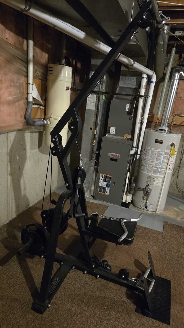 Powertec - Lat Pulldown/Low Row Machine